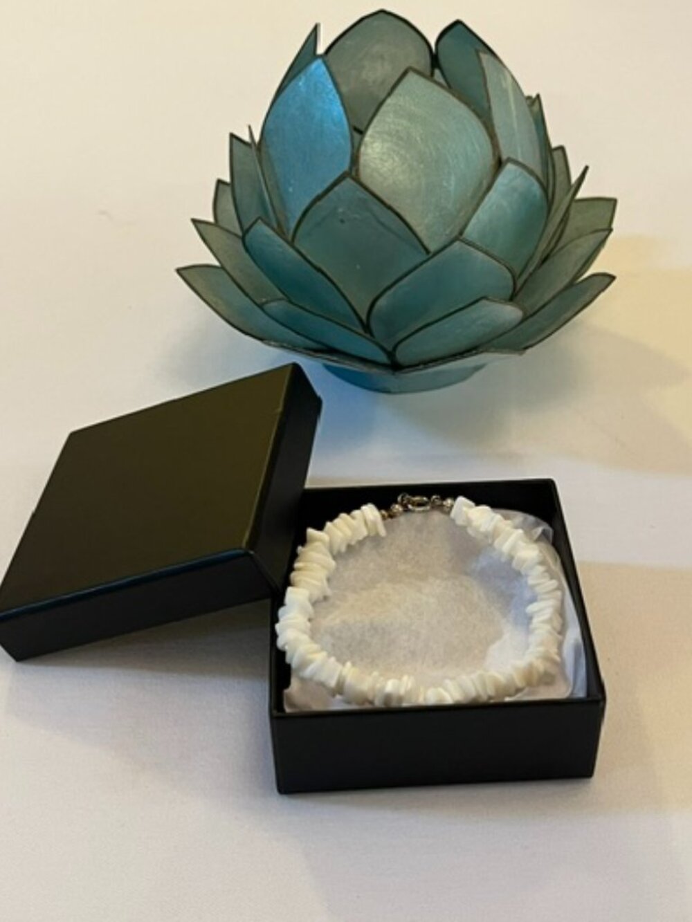 VINTAGE | Natural White Puka Shell Bracelet Good Luck Safe Travel-Unisex-EUC